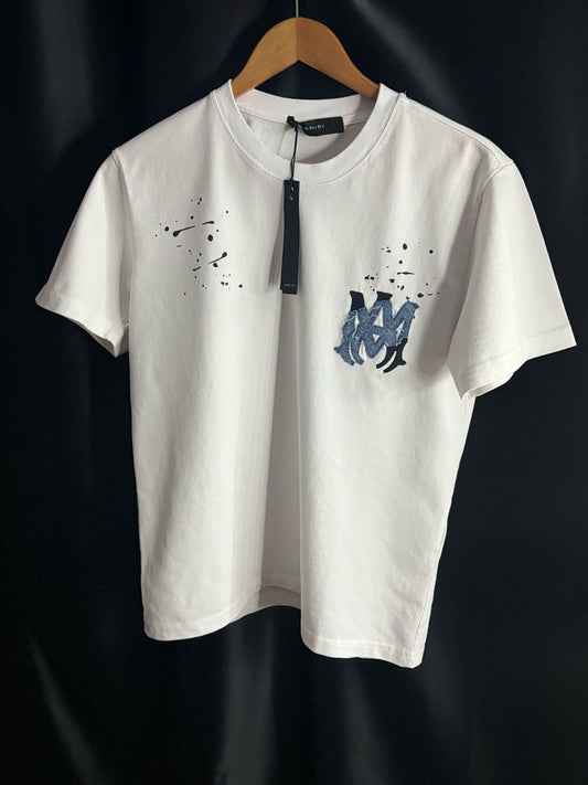 AM!R! Beyaz Denim Logo Tişört – Sıra Dışı Tarzın İmzası